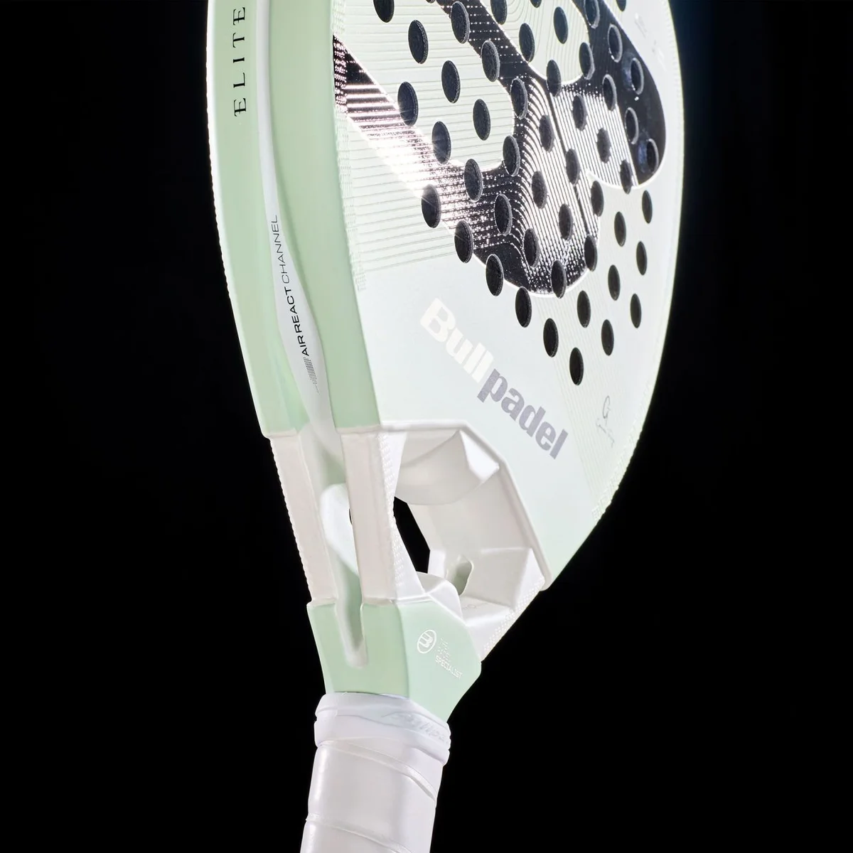 Bullpadel Elite 02 27